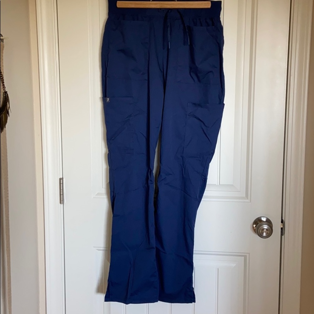 Jaanuu dark blue scrub pants